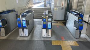 오사카 우메다 방면 개찰구