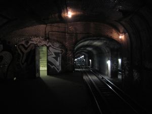 생 마르탱역 승강장 흔적