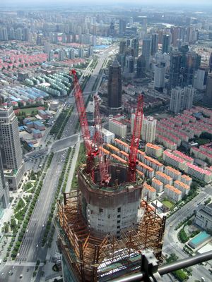 건설 중인 상하이 세계금융센터