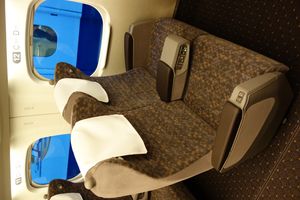 N700계 그린샤 2인용 좌석