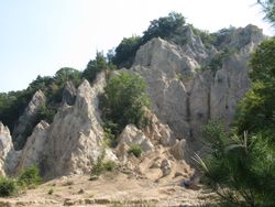본작의 숨겨진 요새 촬영지였던 호라이쿄.