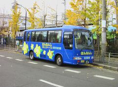 커뮤니티 버스 「사츠키호」하난시의 위탁으로 난카이 윙 버스가 운행하고 있다.