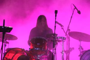 쥘리앙 바르바갈로 (드럼)