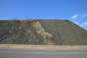 국도 제19호선 본선 북서측 사면