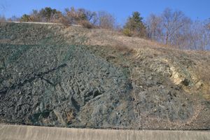 진출입로 북서측 사면