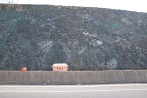 진출입로 남동측 사면