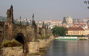 카를교와 프라하성