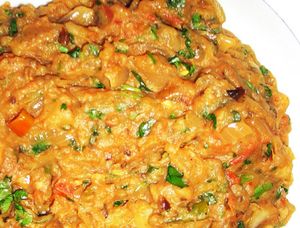 뱅간 바르타 (가지와 토마토를 사용한 부르타)