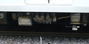 08계 전동차의 C2500LB 공기 압축기