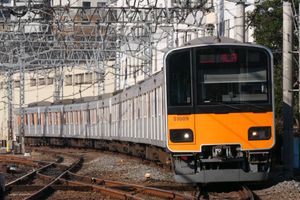 2019년 12월, 개폐 가능한 창문이 포함된 측면 창문이 개조된 51009편성