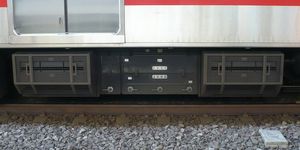 도요코 선 5050계의 VVVF 주제어기 (VFI-HR2820B)