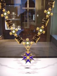 흑수리 훈장의 頸飾