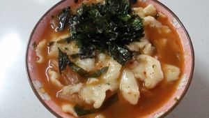 김치 수제비
