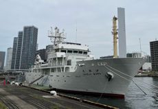 시오지마루(도요스이산 부두에서)