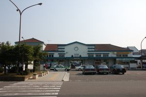 2층 부분 소실 전 역사 (2006년 8월)