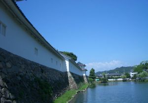 니노마루 사와구치 다몬야구라와 해자