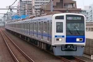 세이부 6000계 스테인리스 차량