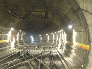 시부야역 측에 있는 회차용 양갈래 분기기(2009년 9월)