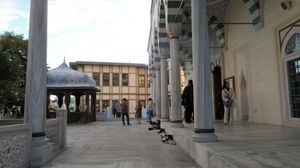 예배 시에는 신발을 벗는다