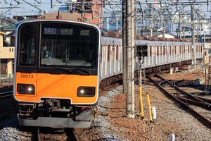 도부 50070형（2024년 2월 13일 사카도역）