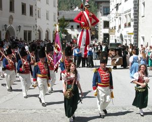 오스트리아 마우터른도르프의 삼손 퍼레이드