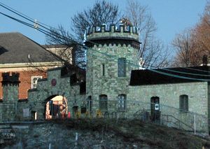 스티븐스 공과대학교의 정문