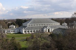 Temperate House}}).