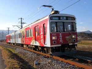 작품 랩핑이 시공된 우에다 전철 1000계