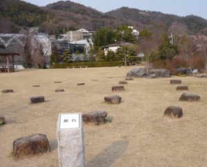 이케다성 (셋츠국)의 어전 초석 흔적