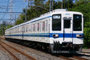 8000계(행선지 표시기가 막식)