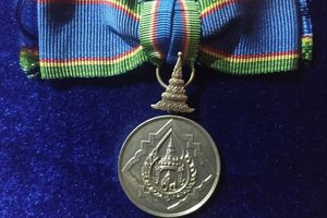 태국 왕관 훈장 7등급(은메달) 훈장, 여성용