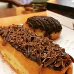 두 가지 모양의 도넛