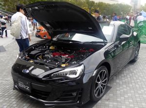 스바루 BRZ(후기형) 정측면