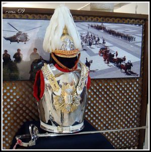 스페인 Escuadrón de Escolta Real의 의장용 흉갑 (20세기)