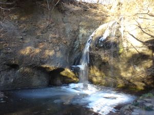 얼어가는 츠키마치 폭포