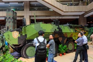 윈바오 II M2 시제차의 좌측면