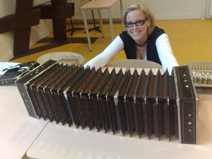 뱀통을 활짝 펼친 상태