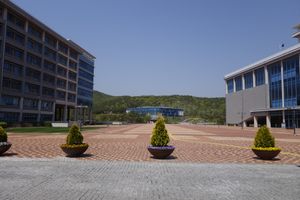 정문에서 바라본 모습