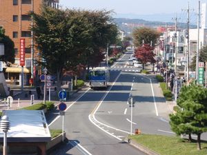 다카사카역 서쪽 출구 거리(조각 거리)