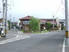 고오리 추분앞쪽과 오른쪽은 오슈 가도, 왼쪽은 우슈 가도에 해당