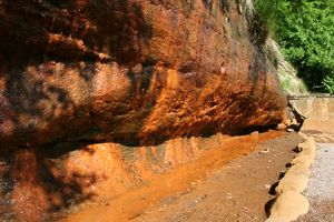 람뢰사 미네랄 워터, 1707년의 오래된 샘
