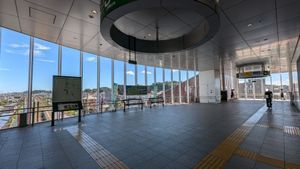 역 과선교 겸 전망 데크 (2024년 9월)