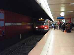 슈투트가르트 중앙역의 지하 홈