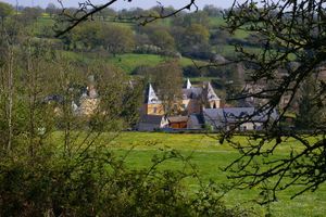 마옌 보카주-울타리