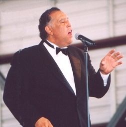 더 플래터스에서 21년간 활동한 엘머 호퍼