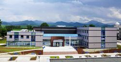 마틴에 위치한 예세니우스 의과대학