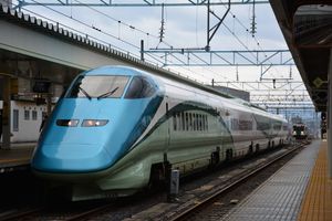 신칸센 E3계 700번대