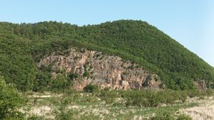 안동시 길안면 만음리, 길안천 하천변의 일직층 노두