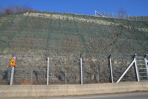 군위군 부계면 신화리~창평리 지방도 제919호선 도로변 (이하 동일)