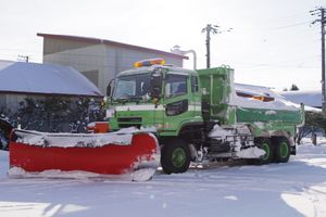 총륜 구동 제설 덤프 트럭